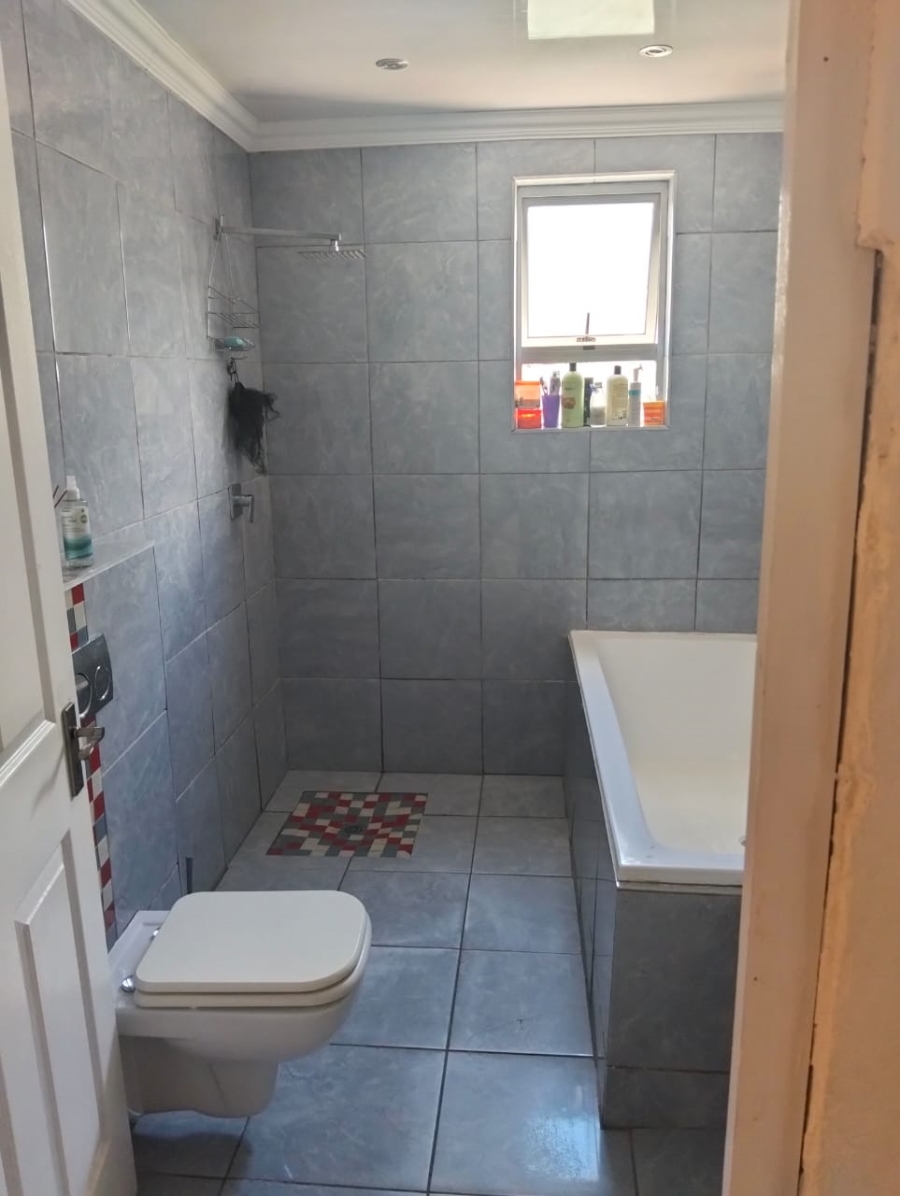 3 Bedroom Property for Sale in Wesbank Western Cape